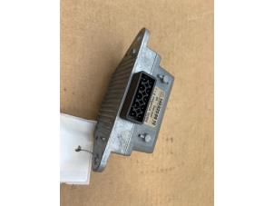Gebruikte Alarm sensor Mercedes S (W140) 3.2 300 SE,SEL 24V (S320) Prijs € 60,50 Inclusief btw aangeboden door Autoparts Van De Velde