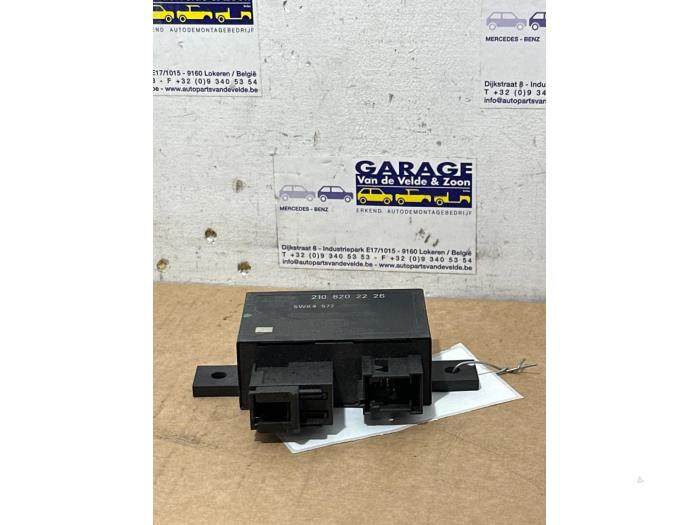 Relé Mercedes E-Klasse