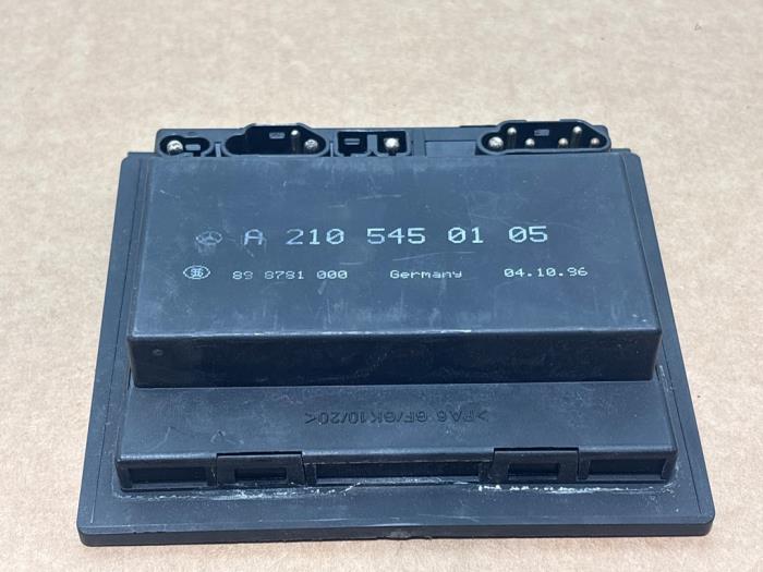 Relais éclairage Mercedes E-Klasse