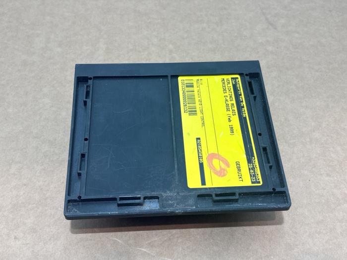 Relais éclairage Mercedes E-Klasse