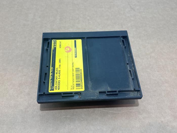 Relais éclairage Mercedes E-Klasse