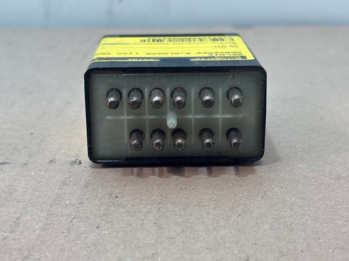 Relay Mercedes E-Klasse