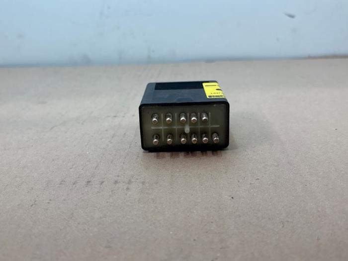 Relay Mercedes E-Klasse