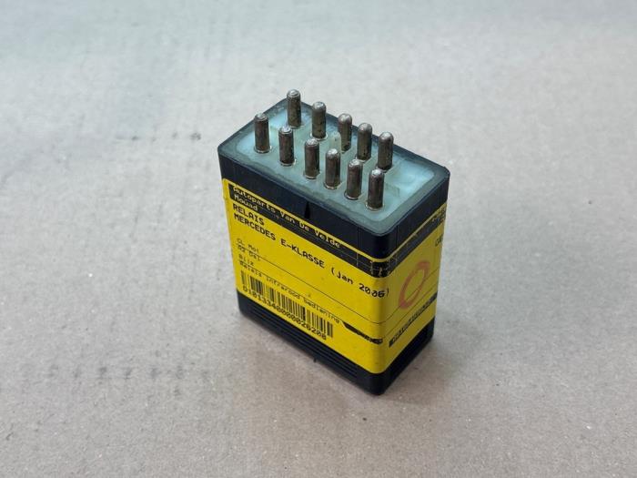 Relais Mercedes E-Klasse