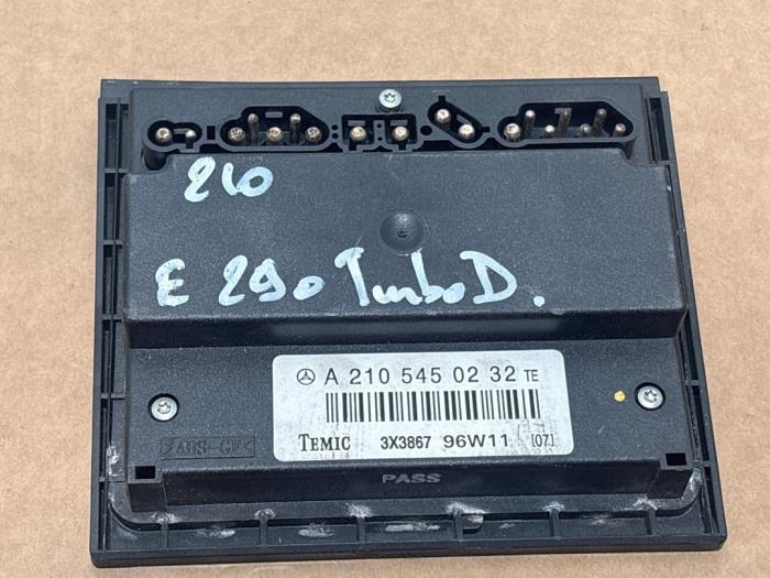 Lighting relay Mercedes E-Klasse