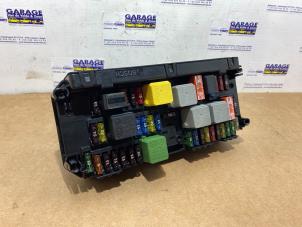 Gebruikte Comfort Module Mercedes C Estate (S204) 2.2 C-180 CDI 16V BlueEFFICIENCY Prijs € 90,75 Inclusief btw aangeboden door Autoparts Van De Velde