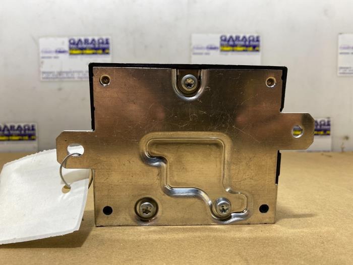 Brandstofpomp relais Mercedes Vito