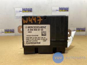 Gebruikte Brandstofpomp relais Mercedes Vito (447.6) 2.2 114 CDI 16V Prijs € 48,40 Inclusief btw aangeboden door Autoparts Van De Velde