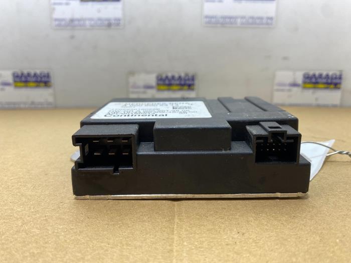 Przekaznik pompy paliwa Mercedes C-Klasse