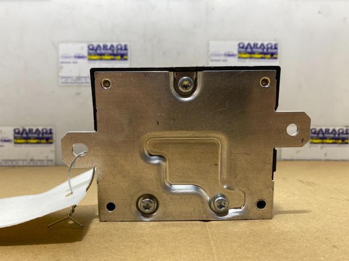 Brandstofpomp relais Mercedes Vito