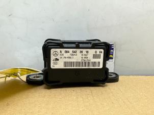 Gebruikte Stuurhoek sensor Mercedes GL (X164) 4.0 GL 450 CDI V8 32V Prijs € 90,75 Inclusief btw aangeboden door Autoparts Van De Velde