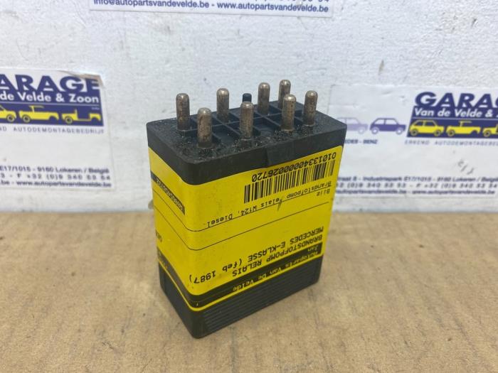 Przekaznik pompy paliwa Mercedes E-Klasse