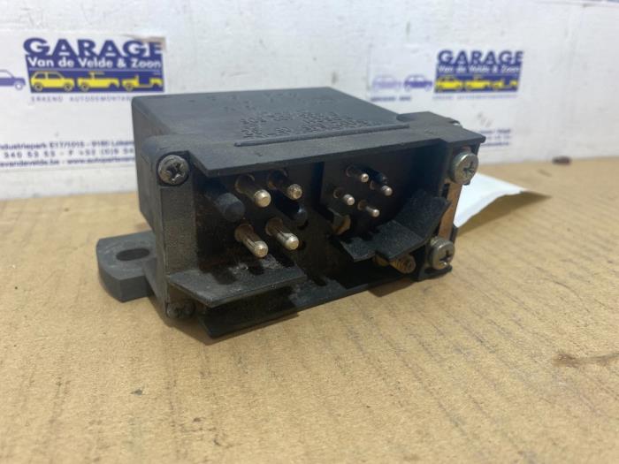 Przekaznik swiec zarowych Mercedes E-Klasse