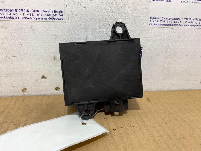 Relais Mercedes Vito