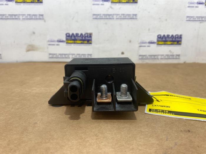 Relay Mercedes E-Klasse