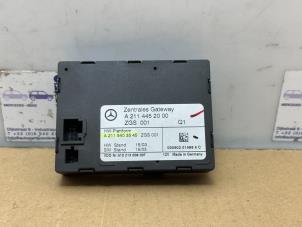 Gebruikte Gateway module Mercedes E (W211) 2.2 E-200 CDI 16V Prijs € 36,30 Inclusief btw aangeboden door Autoparts Van De Velde