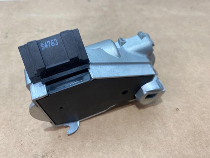 Ignition lock + computer Mercedes E-Klasse