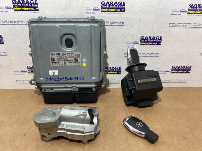 Cerradura de contacto y ordenador Mercedes E-Klasse