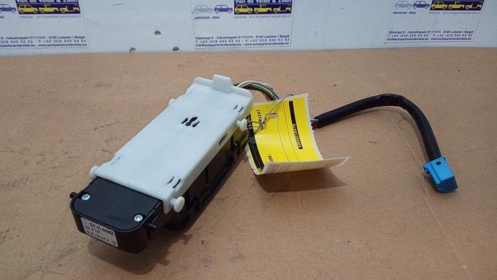 Multi-functional window switch Mercedes C-Klasse