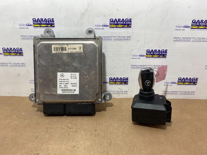 Ignition lock + computer Mercedes E-Klasse