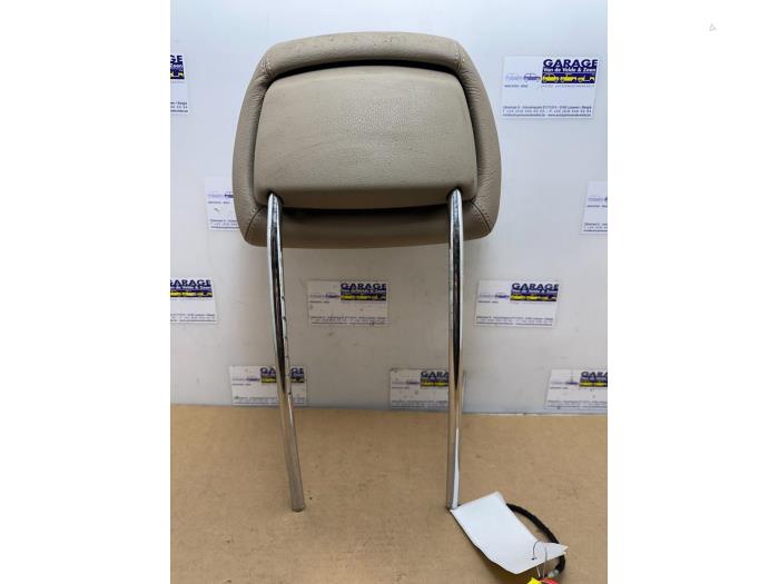 Kopfstütze Mercedes E-Klasse