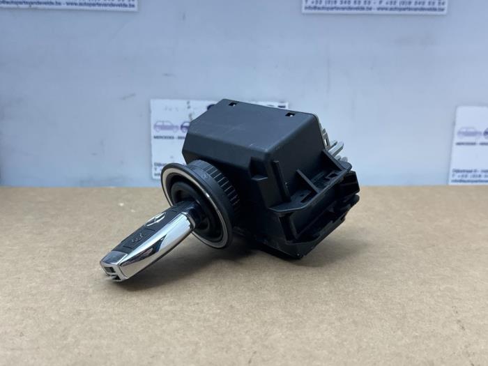 Serrure de contact + ordinateur Mercedes E-Klasse