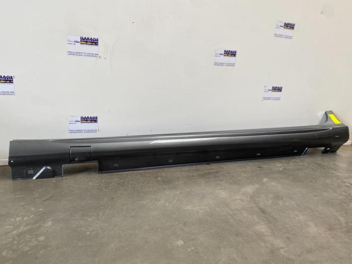 Sill, left Mercedes CLS-Klasse