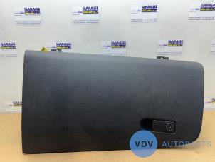 Gebruikte Dashboardkastje Mercedes Vito (447.6) 2.2 119 CDI 16V BlueTEC Prijs € 60,50 Inclusief btw aangeboden door Autoparts Van De Velde