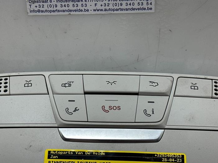 Oswietlenie wewnetrzne przód Mercedes C-Klasse