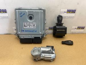Gebruikte Kontaktslot + computer Mercedes CLS (C219) 320 CDI 24V Prijs € 151,25 Inclusief btw aangeboden door Autoparts Van De Velde