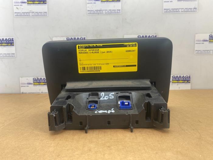 Display Interieur Mercedes C-Klasse