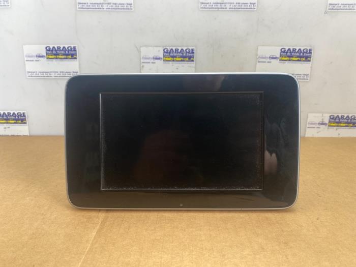 Display Interieur Mercedes C-Klasse