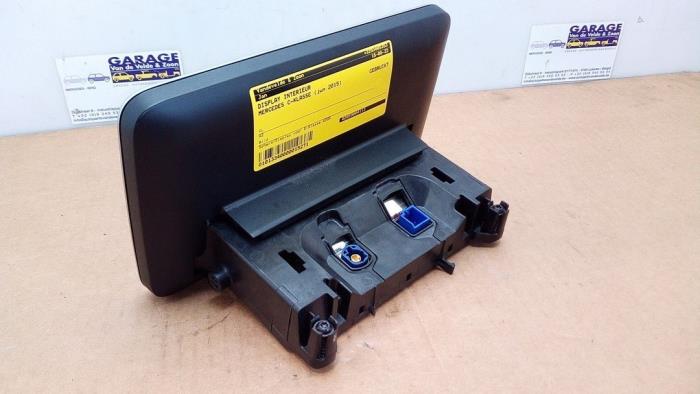 Display Interieur Mercedes C-Klasse