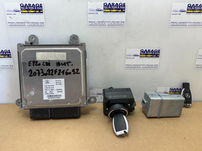 Ignition lock + computer Mercedes E-Klasse