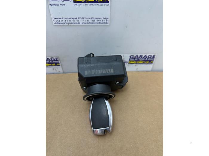 Ignition lock + computer Mercedes E-Klasse