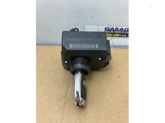 Serrure de contact + ordinateur Mercedes E-Klasse