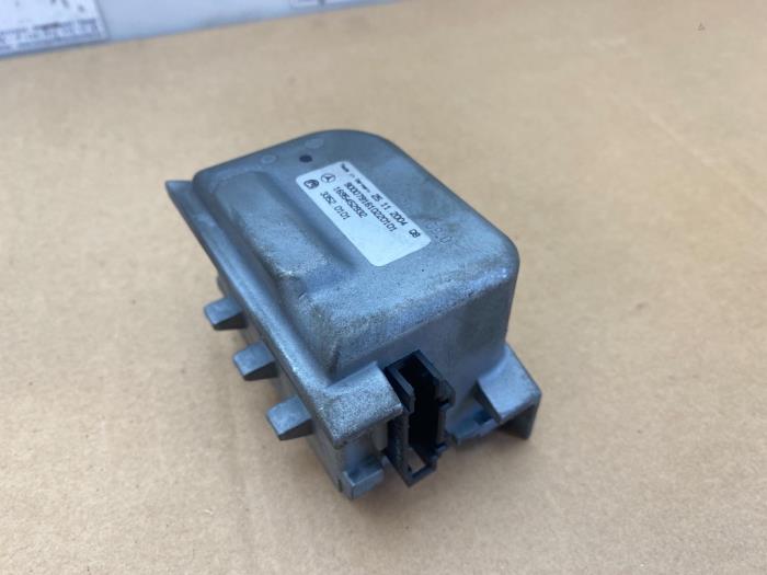 Serrure de contact + ordinateur Mercedes E-Klasse