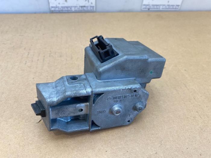 Ignition lock + computer Mercedes E-Klasse