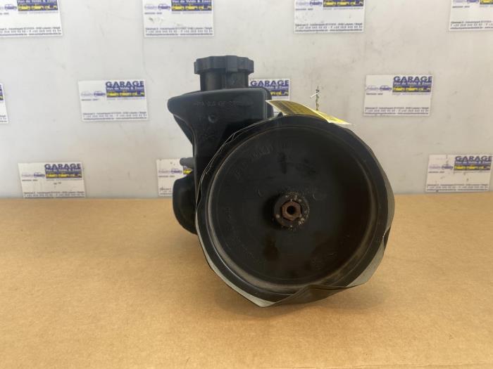 Stuurbekrachtiging Pomp Mercedes CLK