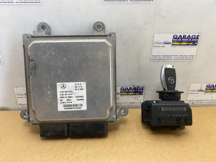 Ignition lock + computer Mercedes C-Klasse