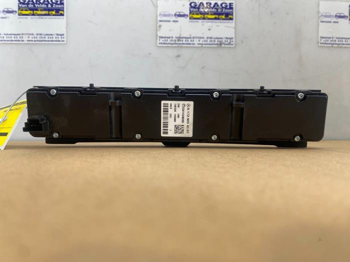 Bedienung BordSteuergerät Mercedes SLK