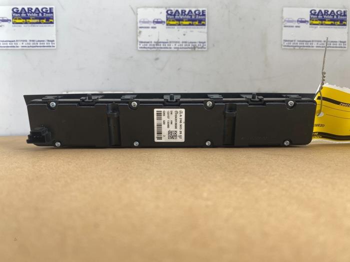 Commande ordinateur de bord Mercedes B-Klasse