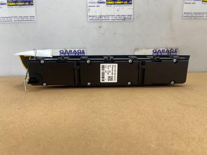 Commande ordinateur de bord Mercedes B-Klasse