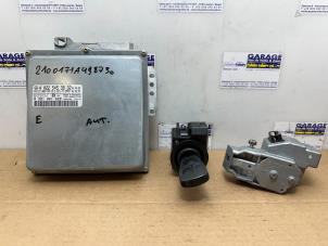 Gebruikte Kontaktslot + computer Mercedes E (W210) 2.9 E-290 TDi Prijs € 151,25 Inclusief btw aangeboden door Autoparts Van De Velde