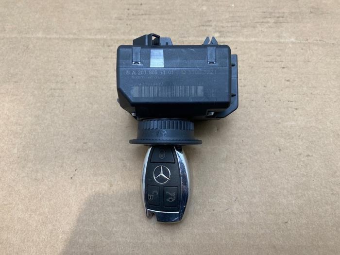 Kontaktslot + computer Mercedes C-Klasse