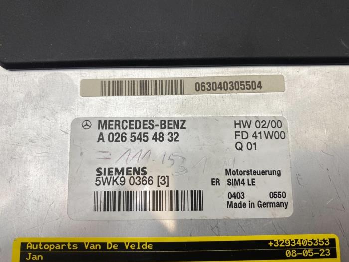 Computer Motormanagement van een Mercedes-Benz CLK (W208) 2.0 200K 16V 2000