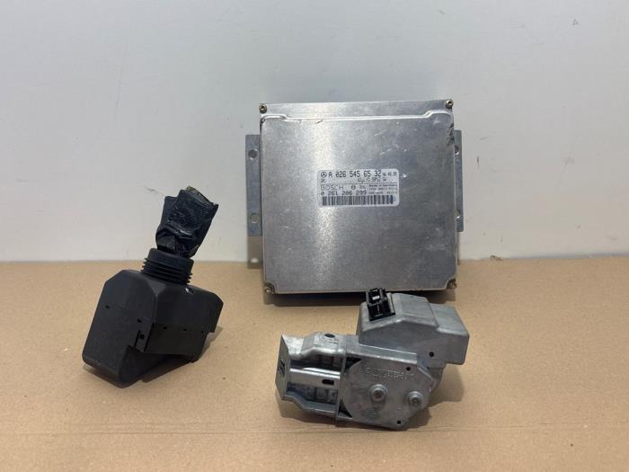 Kontaktslot + computer Mercedes CLK