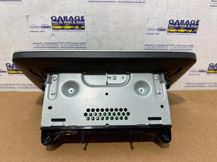 Pantalla de navegación Mercedes C-Klasse