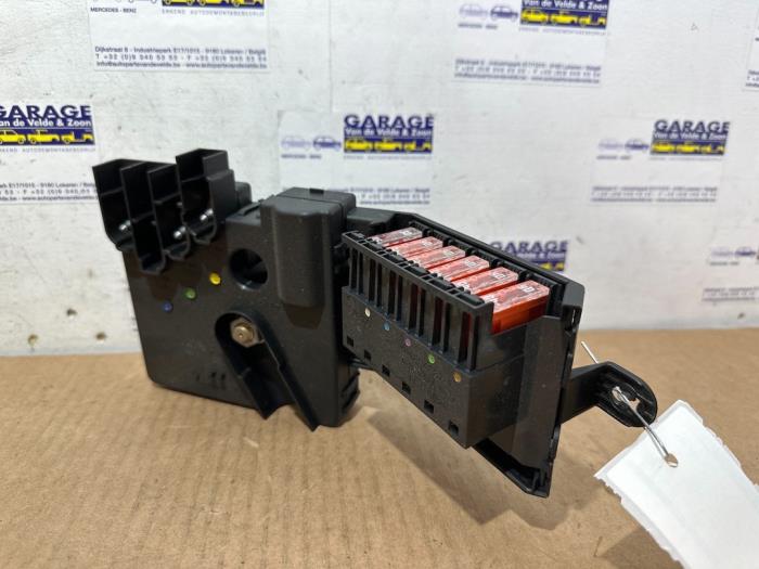 Zekeringkast Mercedes E-Klasse