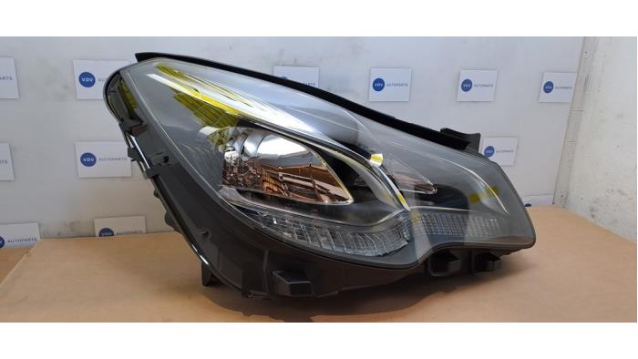 Scheinwerfer links Mercedes E-Klasse